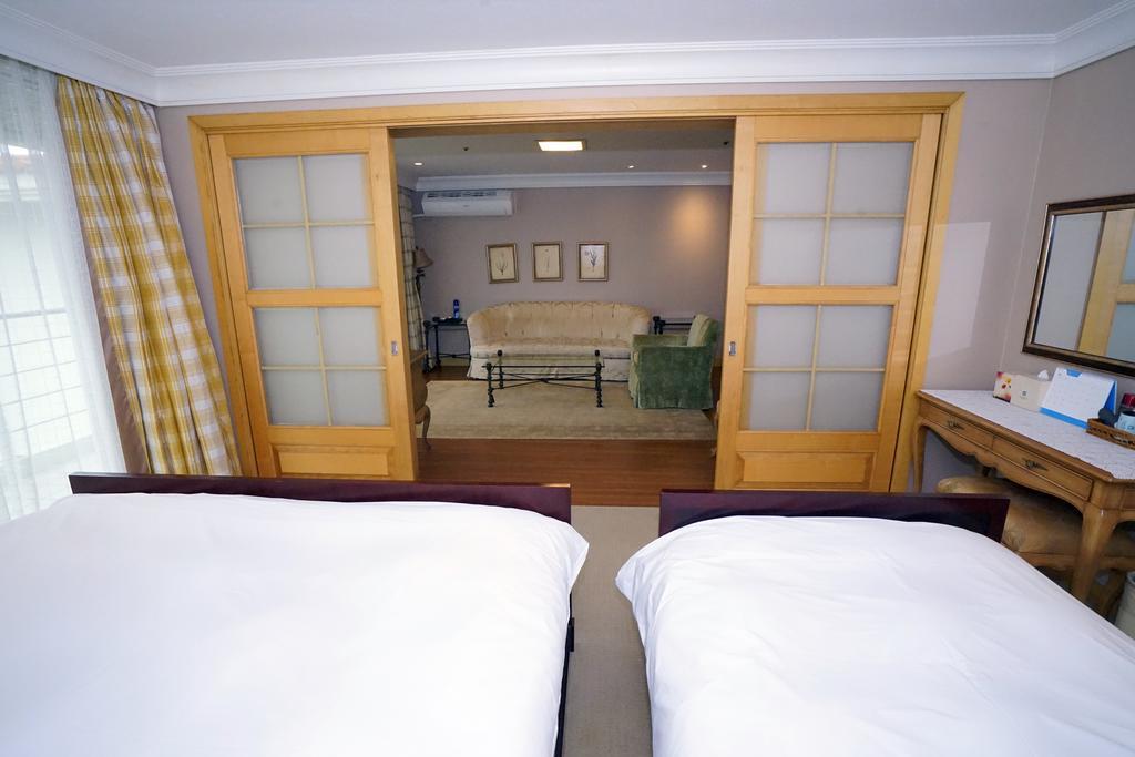 Lake Hills Jeju Resort Seogwipo Exterior foto